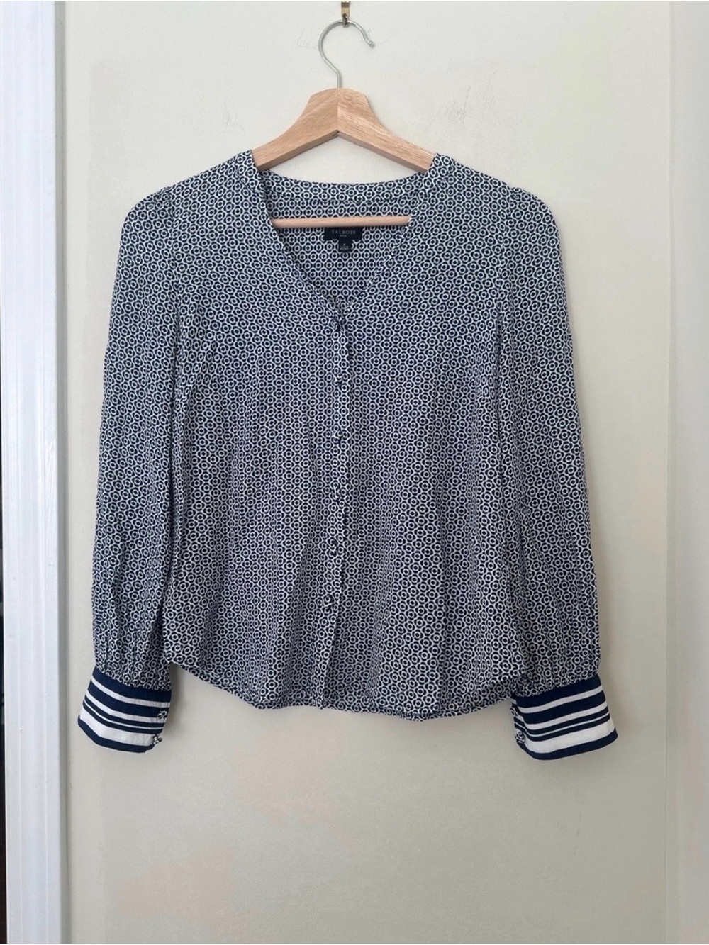 Talbots Navy White Geometric Button Front Blouse Petite 2 Summer Top French Cuff